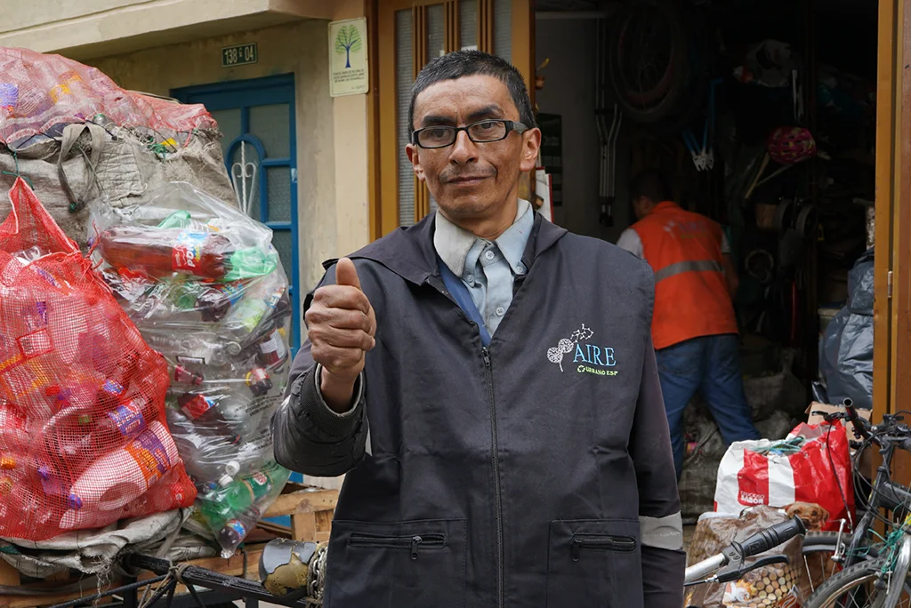 Bavaria trabajará con 5.000 recicladores de oficio para recuperar sus envases de vidrio y plástico: conozca cómo lo hará