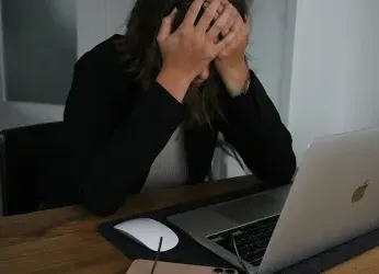 Belén Sanz, directora de ONU Mujeres: "La violencia digital es...