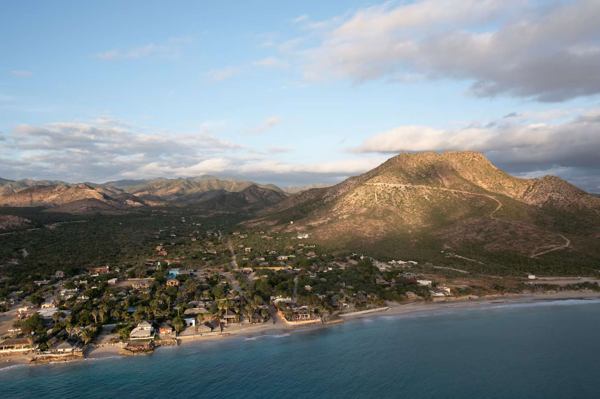 NIBU5UIMURFOVGDGVR2ERU4X4Q 1dc8b