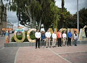 Tocancipá estrena su primer letrero hecho con plástico reciclado y entregado por Esenttia